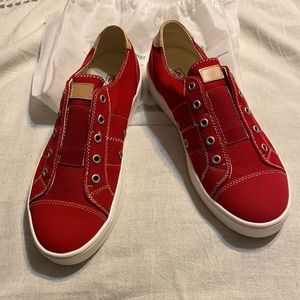 Spenco Slip On Sneakers - Womens Size 9